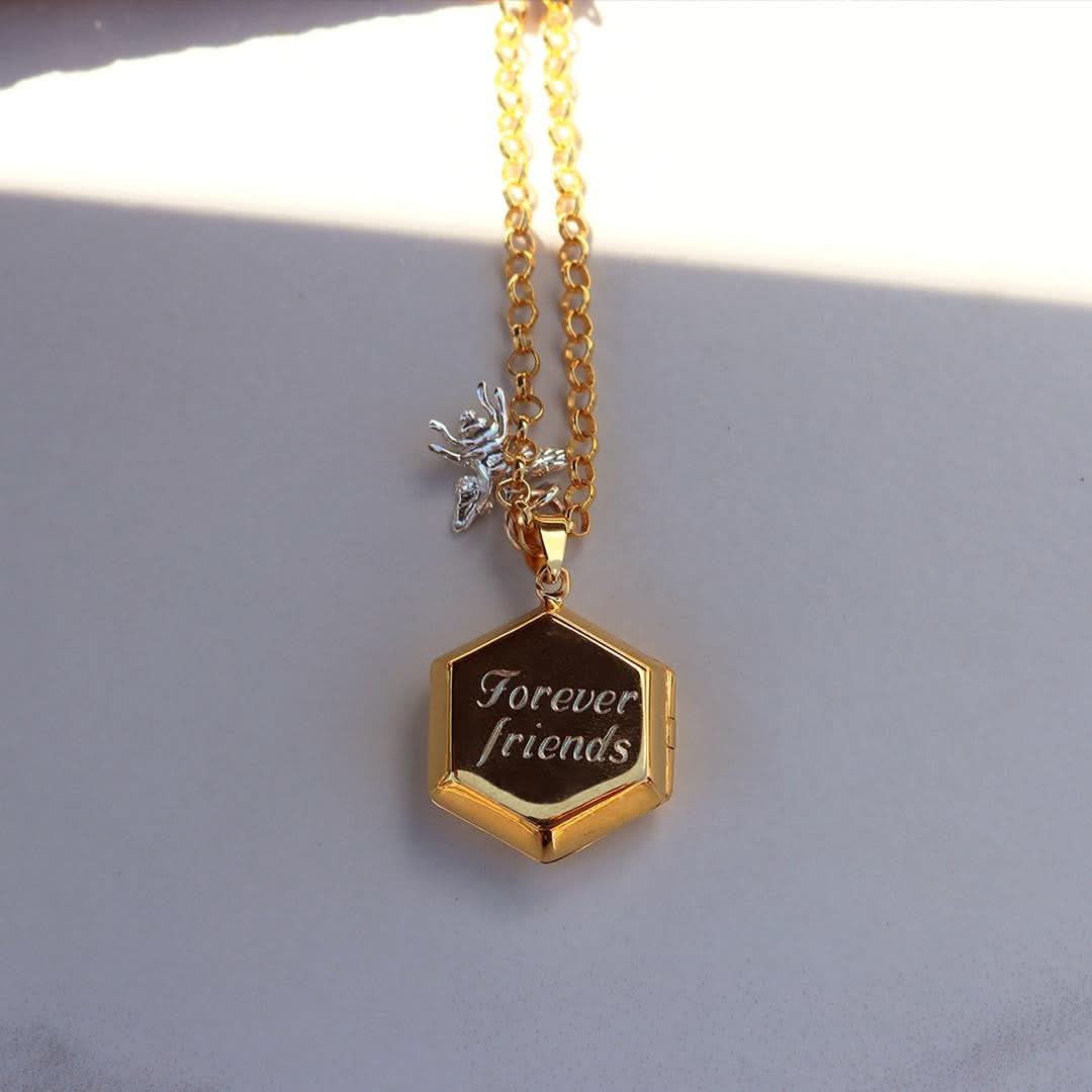 Bee Locket Gold + Photos - Image 10