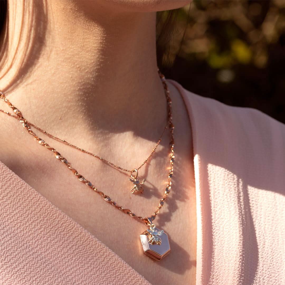 Bee Locket Rose Gold + Photos - Image 6