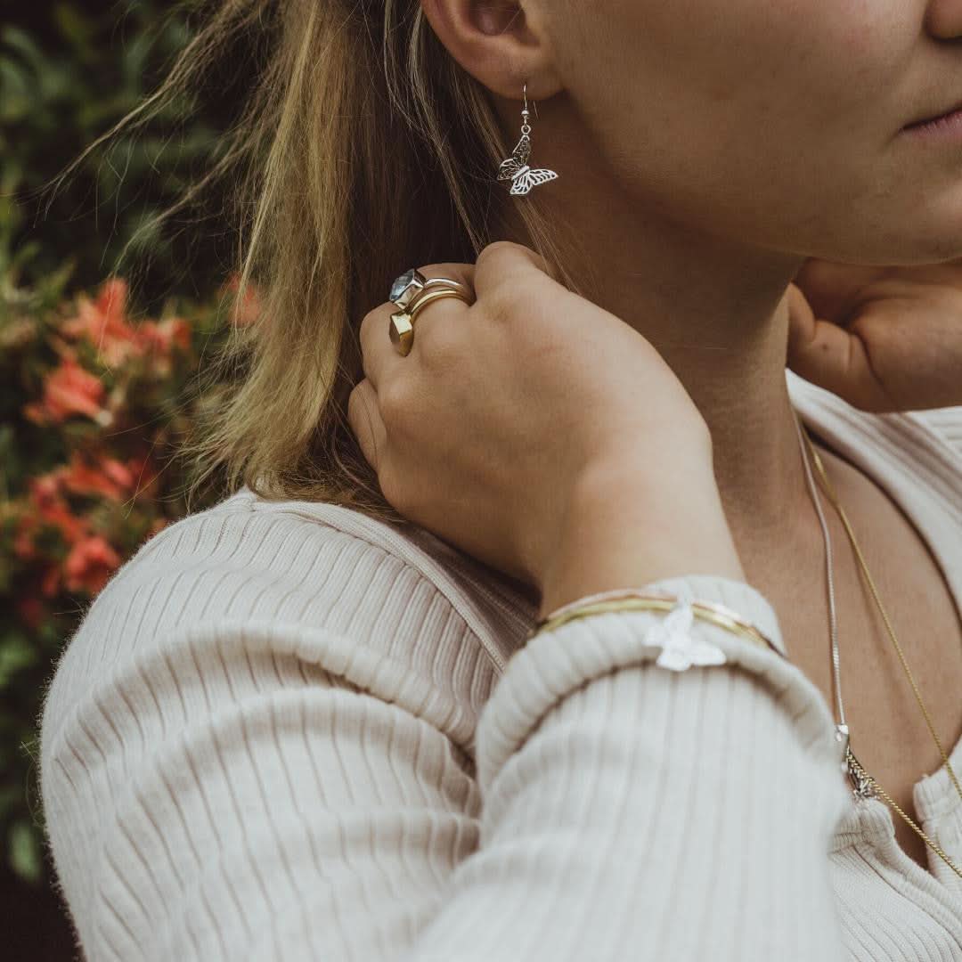 Butterfly Bangle | Rose Gold - Silver - Image 4