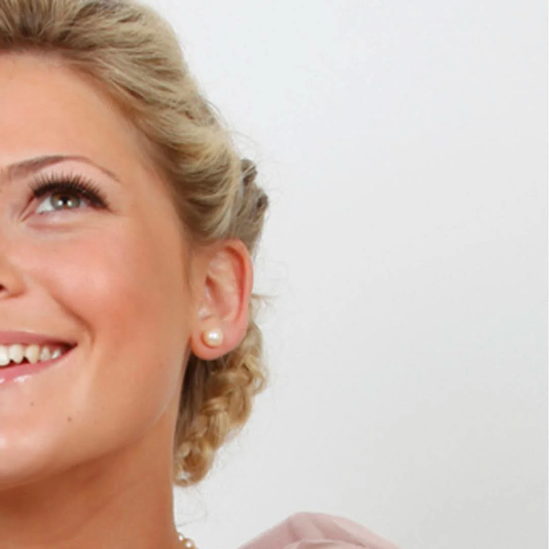 Classic Pearl Earrings | Champagne - Image 4