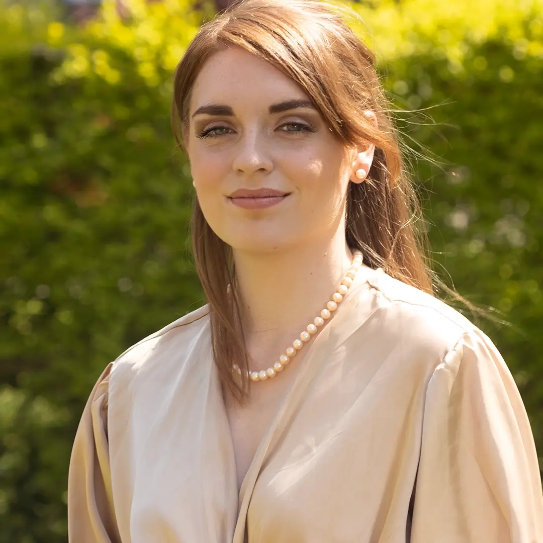 Classic Pearl Earrings | Champagne - Image 8