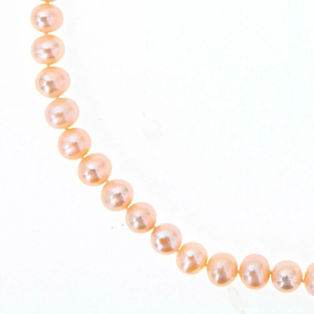 Classic Pearl Necklace | Champagne - Image 3