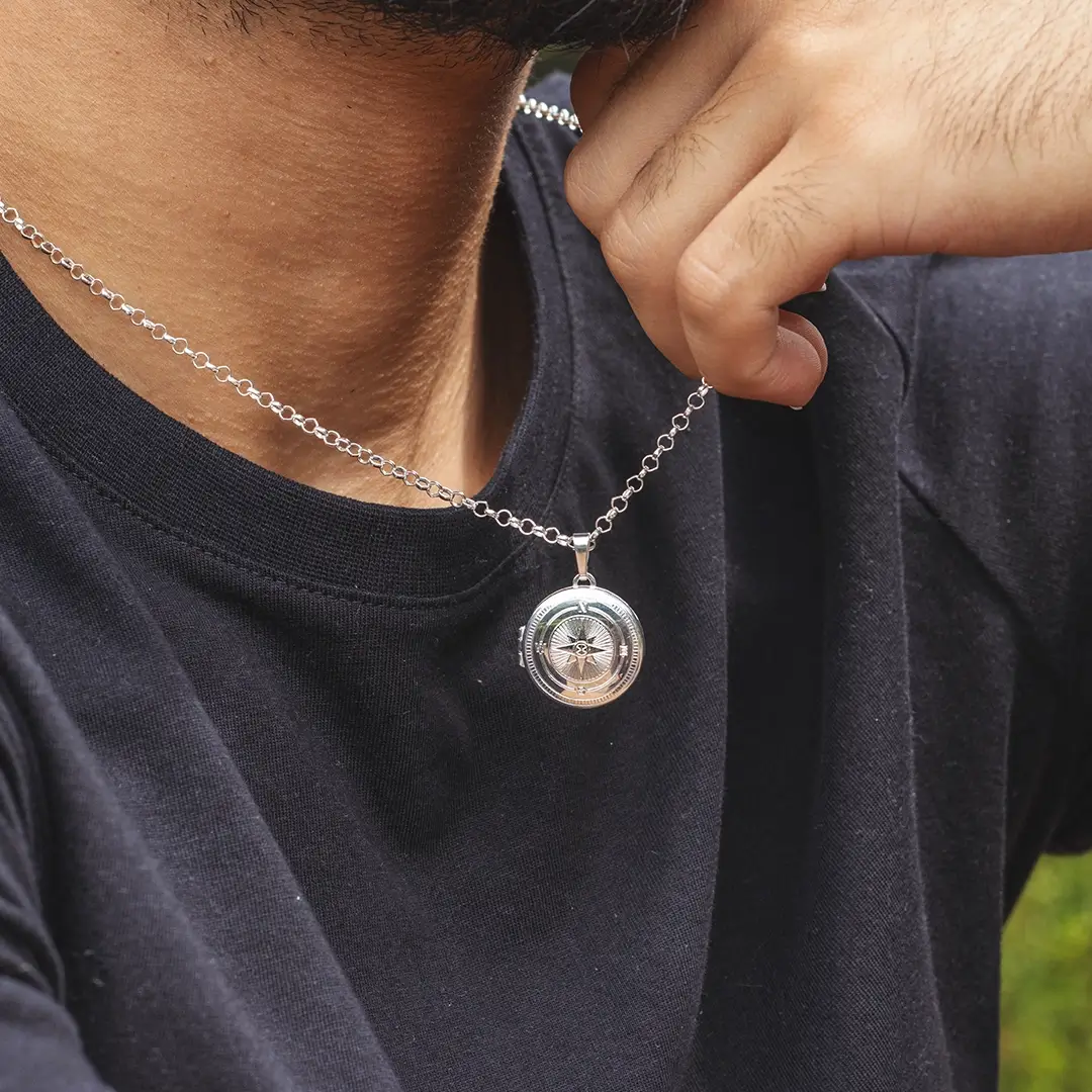 Men's Engravable Compass Locket |  Silver + Photos - Image 5