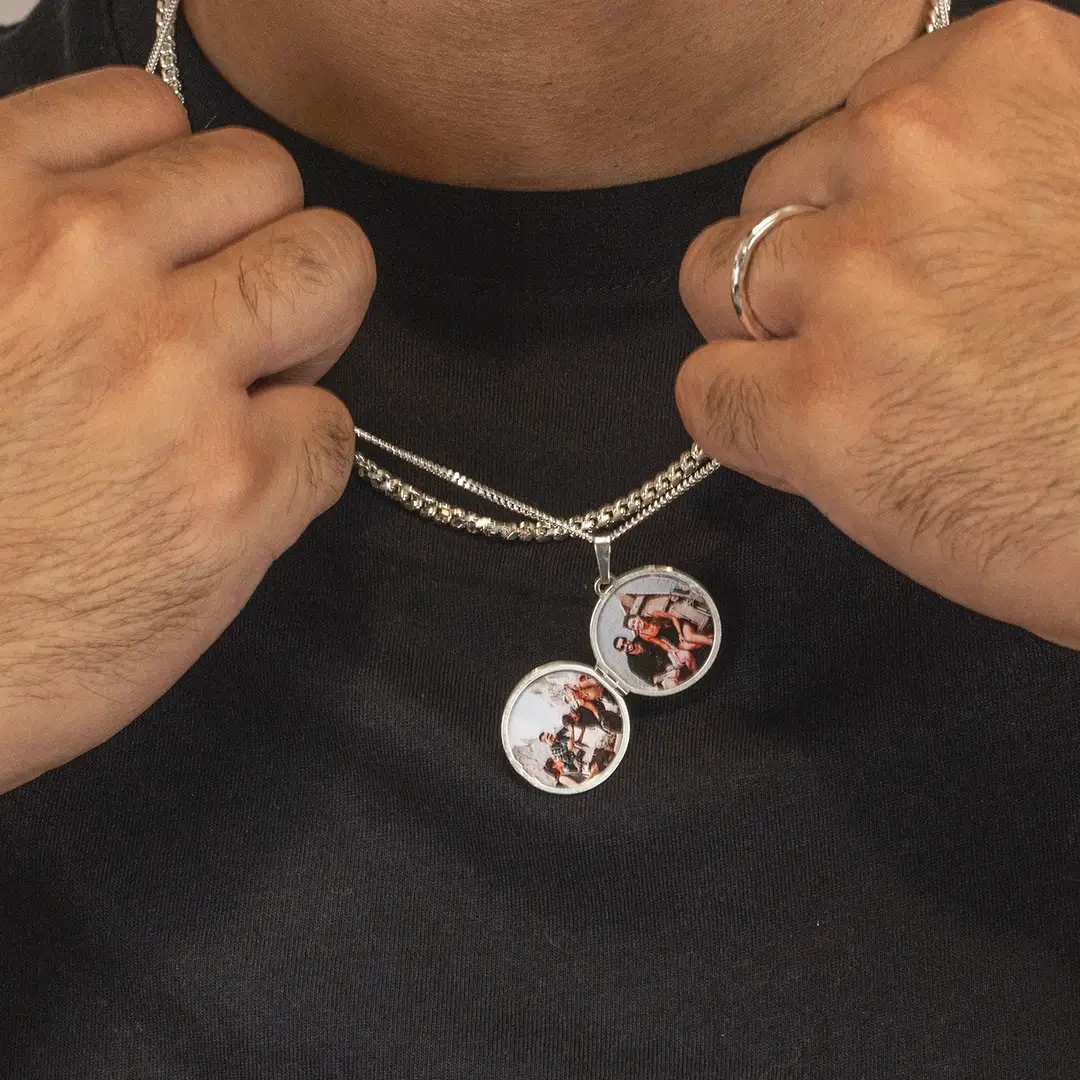 Men's Engravable Compass Locket |  Silver + Photos - Image 8