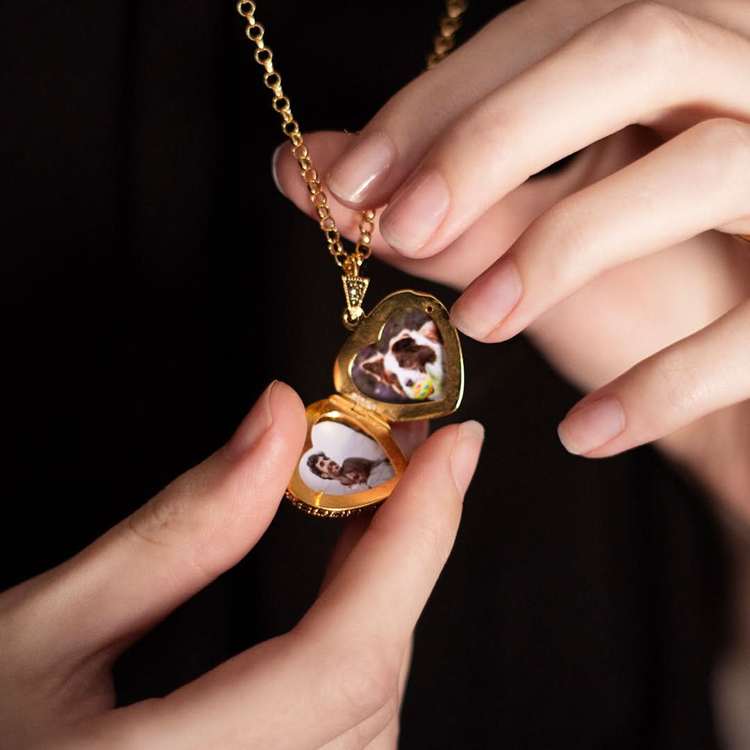 Garnet Vintage Heart Locket | Gold - Image 4