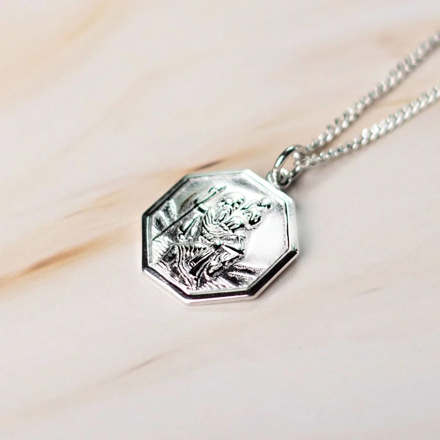 Engravable St Christopher Necklace | White Gold - Image 3