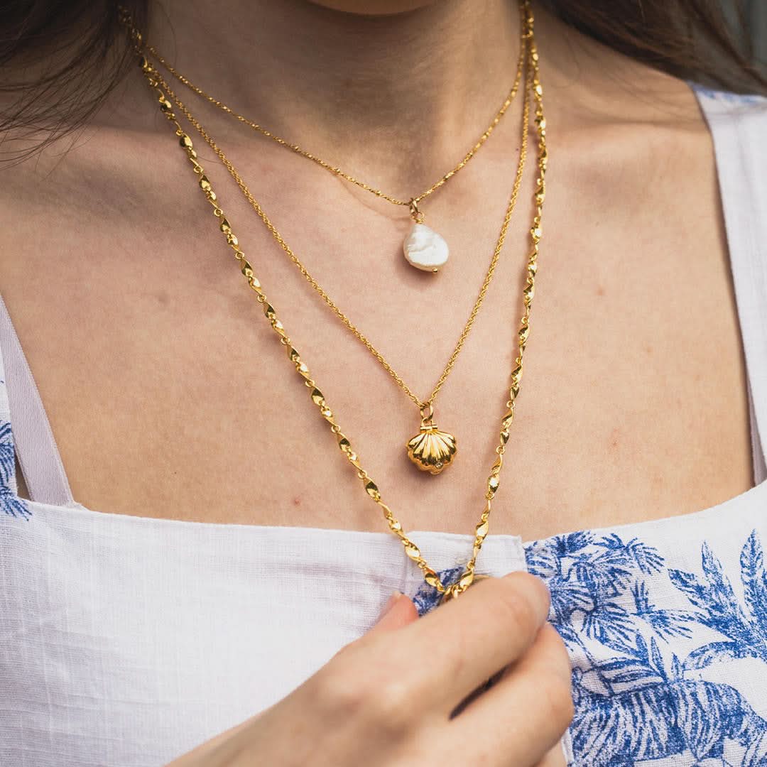 Magical Charm Necklace | Shell - Luck - Gold - Image 4