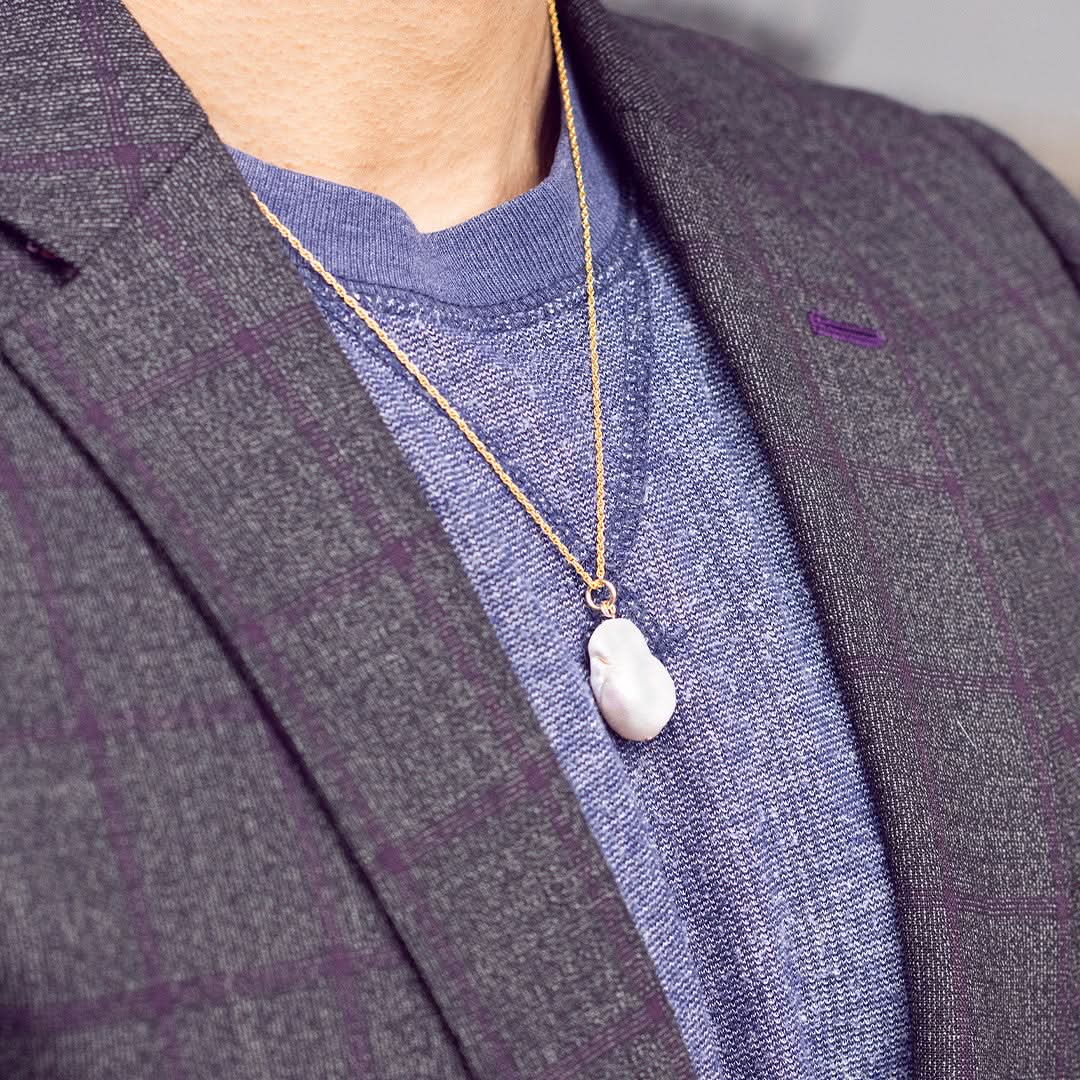 Men's Baroque Pearl Necklace | Ivory - Gold - Image 3