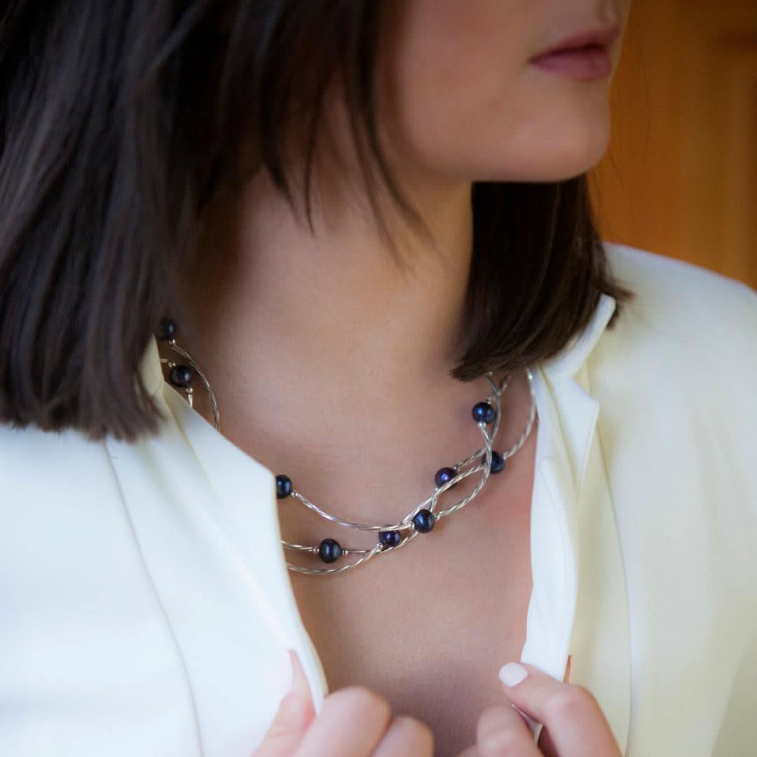 Twist Pearl Necklace  Champagne Pearls - Image 3